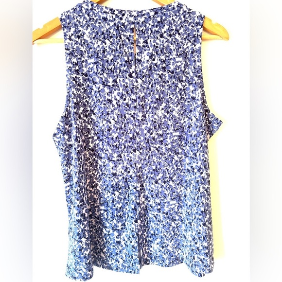 CHAUS Sleeveless Floral/Abstract Print Blouse - Picture 2 of 7